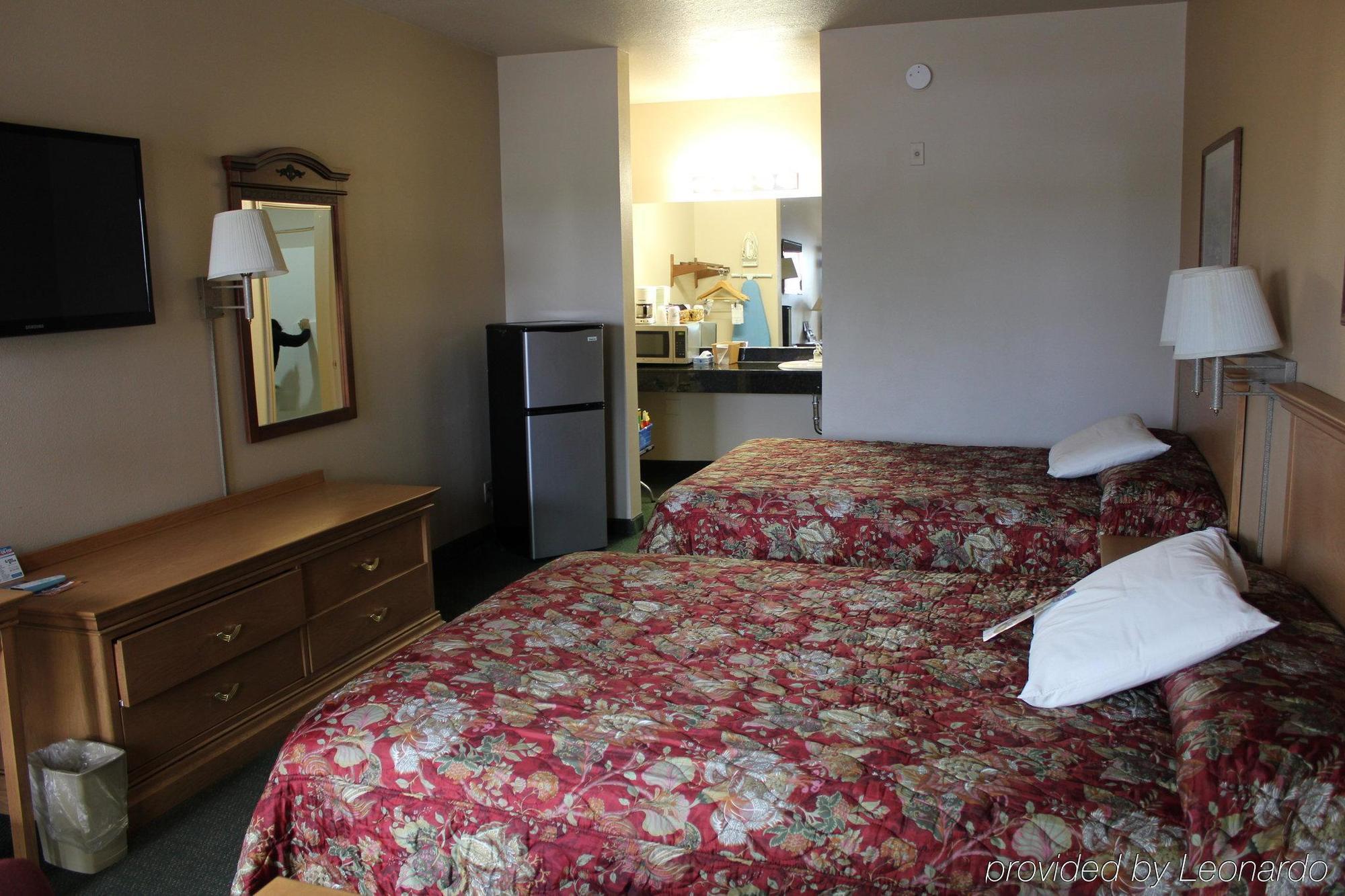 Lone Star Inn And Suites Виктория Экстерьер фото