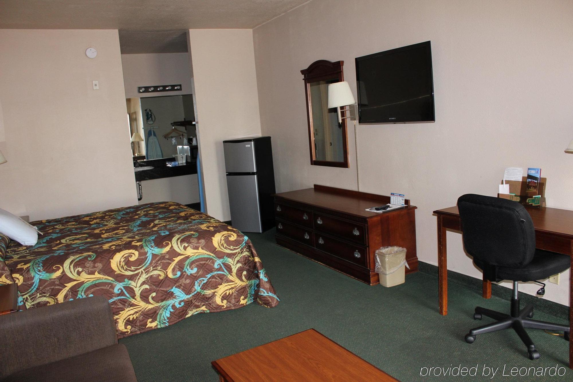 Lone Star Inn And Suites Виктория Экстерьер фото